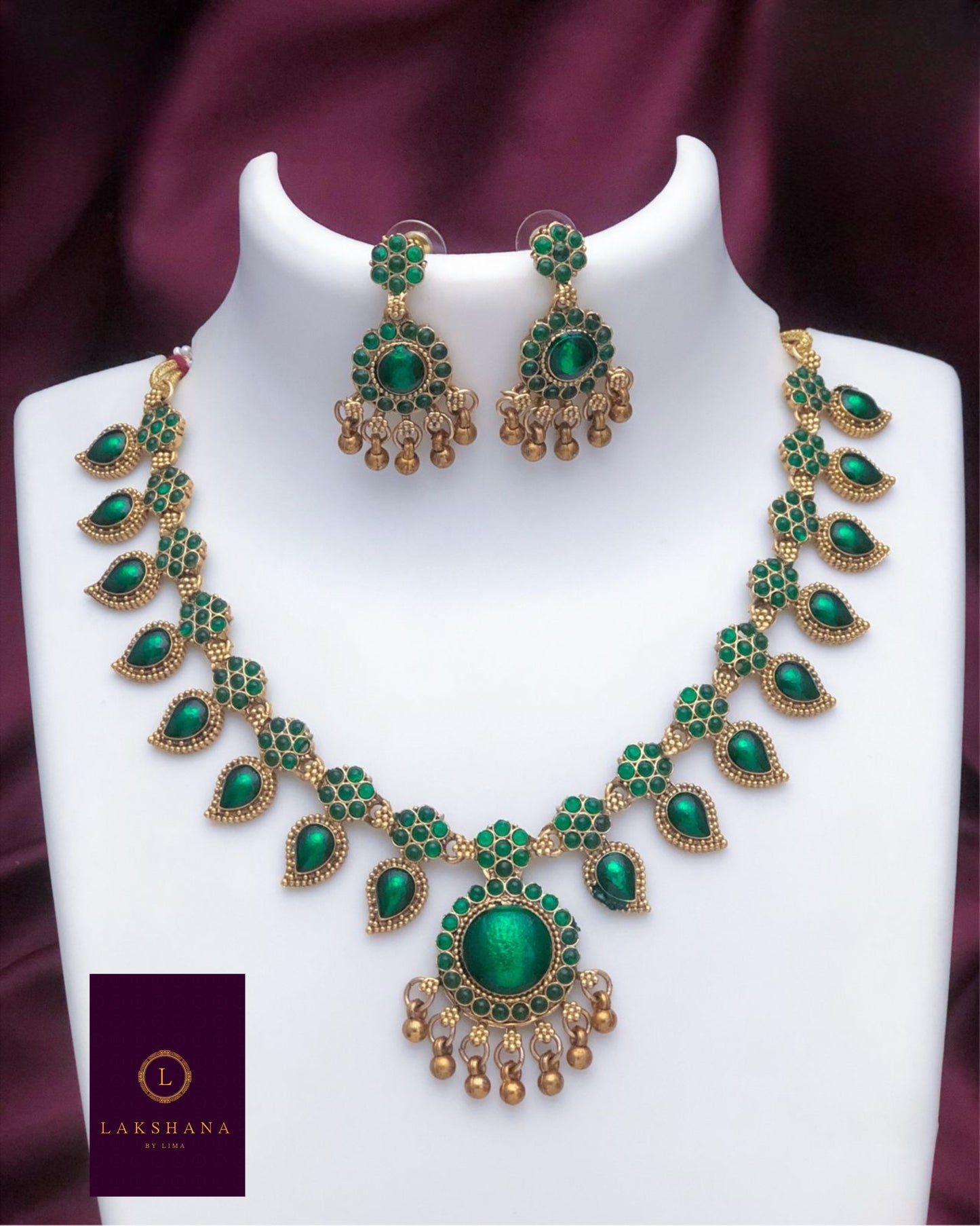 Necklace Set!