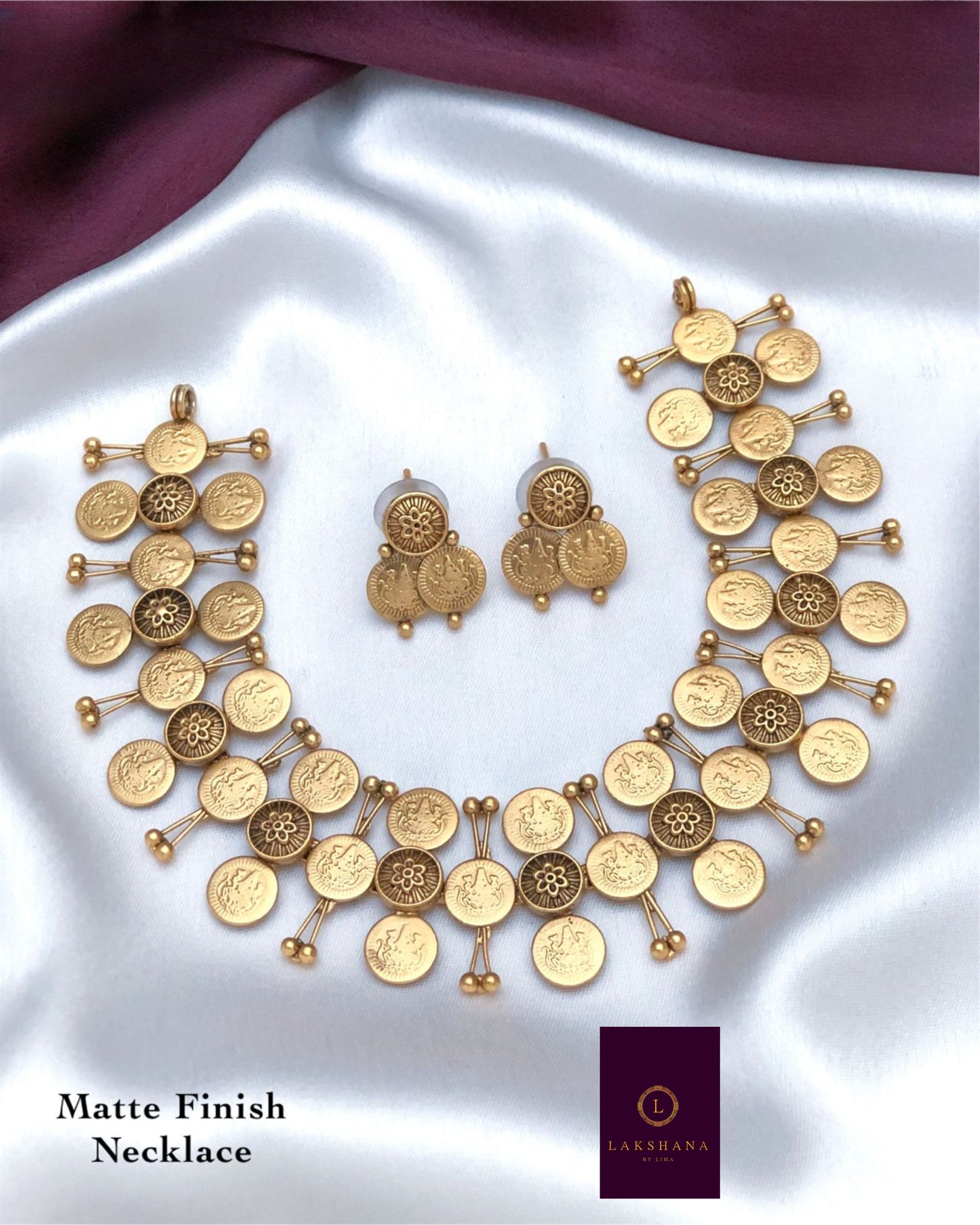 Necklace set
