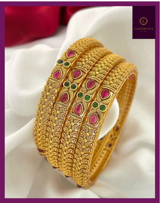 BG_05- Set of 4 Bangles