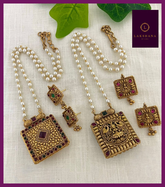 NK_13- Two in one reversible necklace set