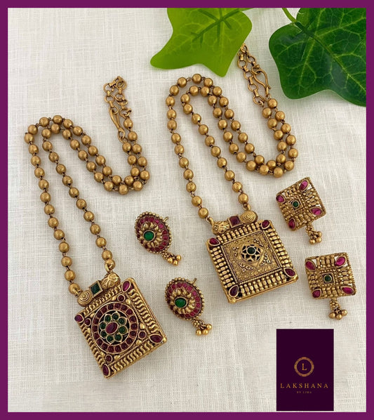 NK_14-Two in one reversible necklace set
