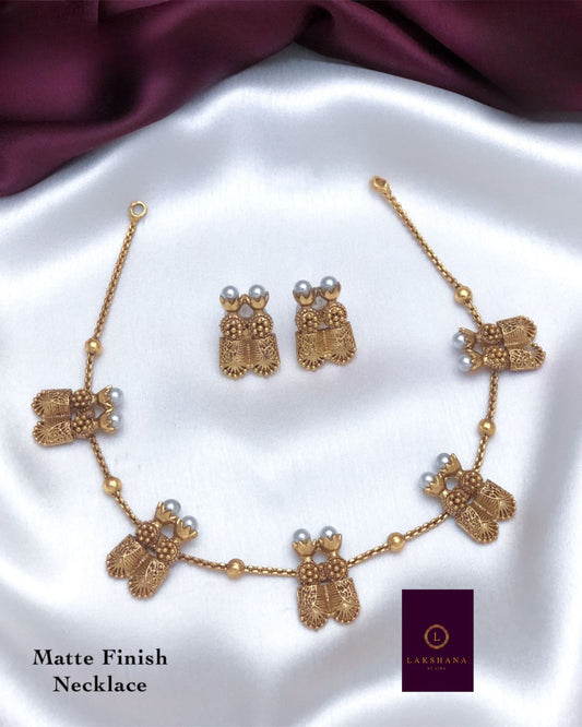 Necklace Set