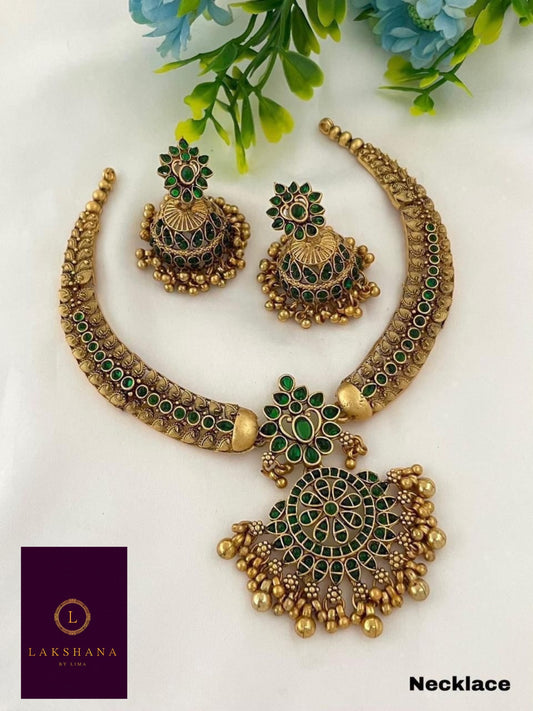 Necklace Set