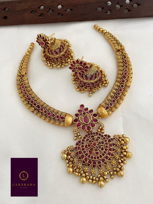 Necklace Set